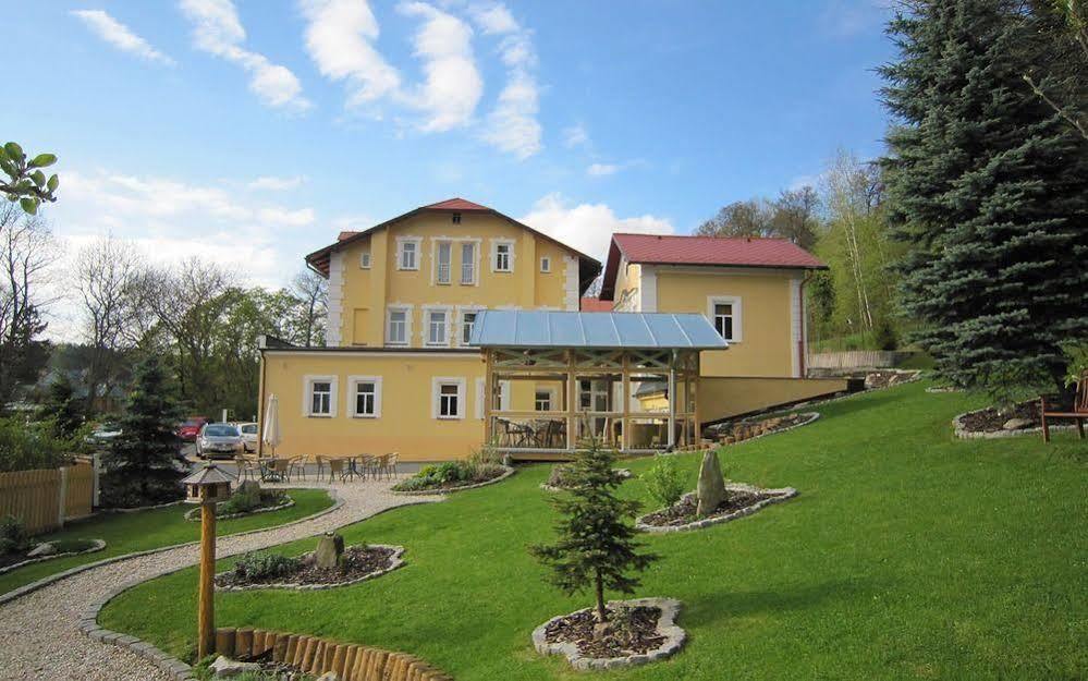 Boutique Hotel Swisshouse Mariánské Lázně Eksteriør bilde